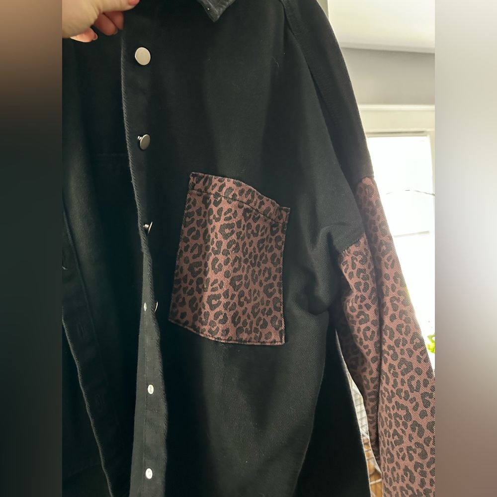 Leopard jean jacket - Picture 2 of 3